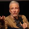 Jon Stewart critica a reação de Trump à morte de Lindsey Graham