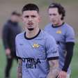 Criciúma procura o Corinthians para renovar empréstimo de lateral-direito
