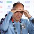 Inglaterra enfrenta Argentina tentando provar que técnico acertou ao deixar estrelas de fora
