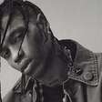 Travis Scott enfrenta processo por suposta agressão em iate enquanto estava embriagado