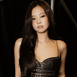 Jennie se torna a segunda artista feminina do K-pop a entrar no Top 5 da Billboard Hot 100