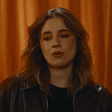 Quem é Giana, cantora paranaense que abrirá show do Zayn no Brasil