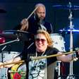 Guns N' Roses só existe hoje por causa da grana? Frank Ferrer responde
