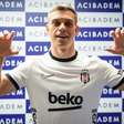 Trossard deixa o Arsenal e é anunciado por clube turco