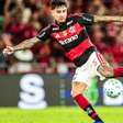 Clubes da Arábia e dos EUA sondam Pulgar e cogitam pagar multa ao Flamengo