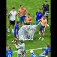 Vídeo: governo britânico pede que Fifa investigue Argentina por faixa sobre as Malvinas