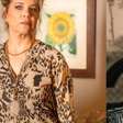 'O erro é o exagero': o duro alerta sobre figurino de Pilar na novela 'Quem Ama Cuida', segundo especialista de moda; vilã ricaça de Isabel Teixeira tem dinheiro, mas comete gafe fashion