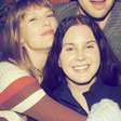 Ausência de Lana Del Rey em casamento de Taylor Swift gera especulações
