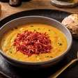 Sopa de abóbora com carne seca na airfryer: fácil e saborosa