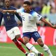 Com prêmio de consolação em jogo, França e Inglaterra revivem rivalidade histórica