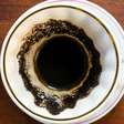 Como funciona a leitura da borra de café? Especialista explica tradição milenar