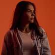 Ella Z retorna à música com o novo e sensível single "Gravidade Lunar"