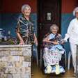 Irmãs brasileiras centenárias entram no Guinness como trio mais velho do mundo: "Nadava muito, pegava muita onda para pegar peixe. É por isso que a gente está aqui"