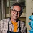 Falta de humanidade nas cidades vira pintura em exposição gratuita no centro de São Paulo