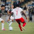 Fluminense evita derrota para o Bragantino aos 58 da etapa final