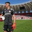 Internacional toma decisão envolvendo o goleiro Rochet