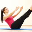 Pilates em casa: 7 exercícios fáceis para fortalecer o core