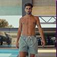 Autor do gol do título da Espanha na Copa faz sucesso em campanha de calção de banho