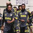 Técnico do Fenerbahçe descarta saída de Fred e freia interesse do Atlético-MG