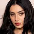 Charli XCX: audição do álbum 'Music, Fashion, Film' acontece em São Paulo