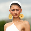 Joia milenar iraniana de 3.000 anos instaura polêmica em Hollywood: por que o detalhe no look de Zendaya para o filme 'A Odisseia' indignou arqueólogos