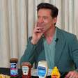 O café da manhã de Hugh Jackman, de 57 anos, tem 4 ovos pochê, 1/2 abacate e salmão defumado: 'São cerca de 6.000 calorias por dia'