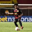 Dois jogadores podem virar moeda do Cruzeiro por promessa de 18 anos
