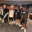 Guarín visita concentração do Vasco, na Colômbia, antes de duelo pela Sul-Americana