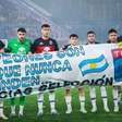 Antes de jogo da Sul-Americana, equipe mostra apoio a seleção argentina