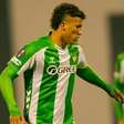 Vasco recebe aval e encaminha contratação de volante colombiano Nelson Deossa, do Betis