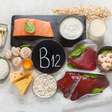 Deficiência de vitamina B12: sintomas, causas e como prevenir