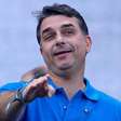 Flávio Bolsonaro está isolado após sucessão de crises na campanha à Presidência?