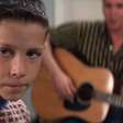 Uma das maiores estrelas de ação de todos os tempos fez uma participação especial em Forrest Gump - e você com certeza não o reconheceu!