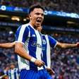 Com gol brasileiro, Porto vence amistoso com o Aston Villa