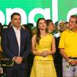 Quem é Fernanda Bolsonaro, esposa de Flávio Bolsonaro, que passa por treinamento para entrar na campanha do marido