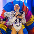 'Cinco Patinhos' aos 30, 40 e 50 anos? Show 'O Último Voo da Nave', de Xuxa, vira alvo de deboche, e fãs rebatem: 'Amargurados sem infância'