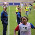 Ted Lasso retorna com nova temporada e foco em futebol feminino