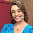 Padre Fábio de Melo doa prêmio do Programa Silvio Santos a senhora da plateia do SBT