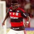 Emerson Royal rebate críticas no Flamengo: "Sei do meu valor"
