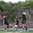 Elenco do Botafogo retoma a rotina de trabalho na sexta-feira (31)