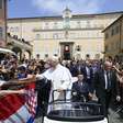 Papa Leão XIV encerra férias e retoma agenda oficial no Vaticano