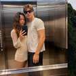 Shawn Mendes e Bruna Marquezine curtem viagem com família no Rio