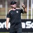 Diniz comanda primeiro treino do Corinthians de olho no duelo com o Athletico