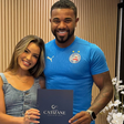 Não deu nem cinco minutos de casado: Davi Brito é acusado de traição após anunciar casamento com Emilly Araújo e web ironiza: 'Mais rápido que xerox'