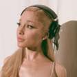 Ariana Grande processa hackers por vazamento de músicas