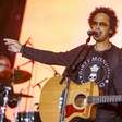 Eagle-Eye Cherry fecha primeira semana do Capital Moto Week em noite de pop rock