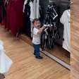 Gêmeos viralizam ao 'invadir' loja atrás de produtos do Corinthians; veja vídeo