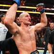 Strickland detona UFC por salários de atletas: "São predatórios"