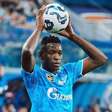 Zenit se irrita com o Botafogo e trava Luiz Henrique