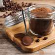 Nem na geladeira, nem embaixo da pia: o lugar certo para guardar o pó de café e manter aroma e sabor por muito mais tempo